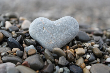 Pierre en forme de coeur