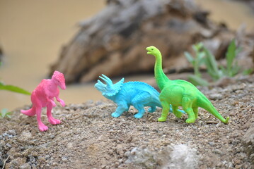 blue and yellow dinosaur