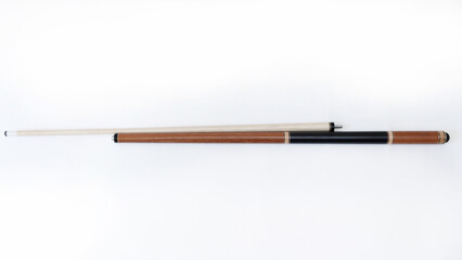 Naklejka premium Billiard cues on a white background. Parts of a billiard cue close-up. Live photos of a billiard cue.