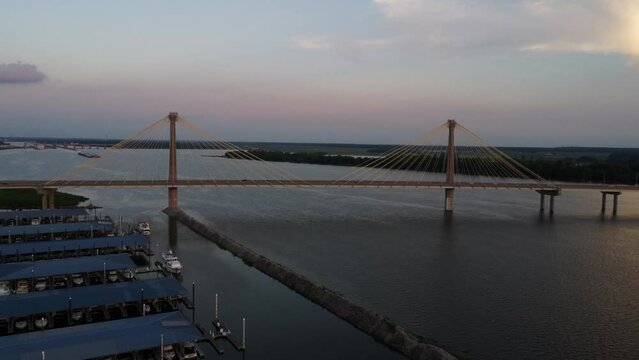 Clark bridge on the Mississippi river - Alton, Illinois