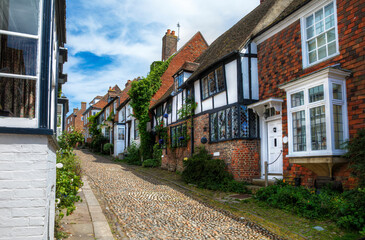 Fototapeta na wymiar Charming Houses in Beautiful, Cobbled Mermaid Street, Rye, England