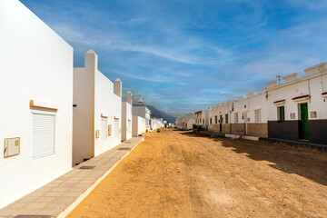 Obraz premium Sandy streets in Caleta del Sebo, La Graciosa, Canary Islands