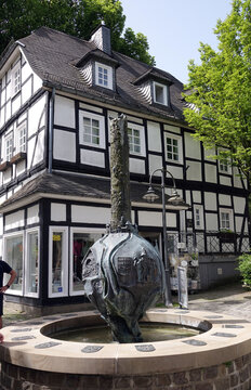Geschichtsbrunnen  in Brilon