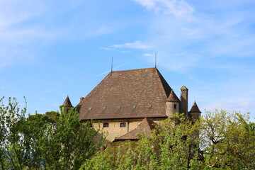 View on the Yvoire Castle is a former castle of the XIIIth century located on the commune of Yvoire in the department of Haute-Savoie, in the Auvergne-Rhône-Alpes region.

