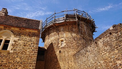 Tours échafaudée du château de Guédelon, Treigny, région Bourgogne-Franche-Comté, Yonne,...