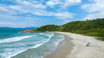 praia dos ilheus governador celso ramos santa catarina