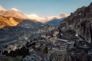 Photo sur Plexiglas Annapurna Annapurna Circuit in Black and White taken in April 2022