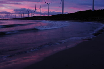 Landscape photo of sea sunset.
A quiet and lonely impression.