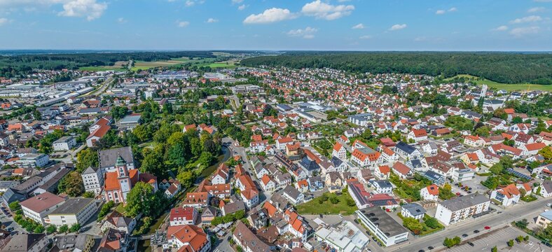 Die schw&auml;bische Stadt Krumbach im Landkreis G&uuml;nzburg aus der Luft - Blick &uuml;ber den Stadtteil Hurben