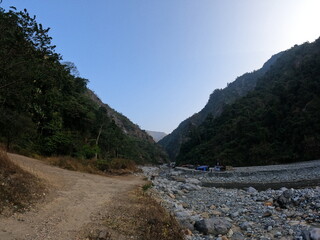 road to the mountains