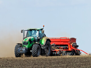 Obraz premium tractor in a field
