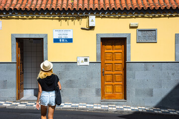 Fototapeta premium Facade of a public toilet in Gran Canaria, Spain