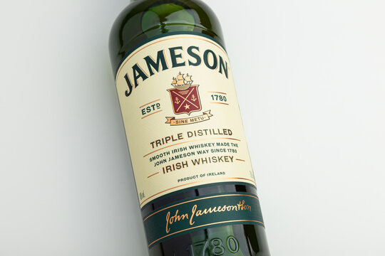 jameson triple distilled irish whiskey 