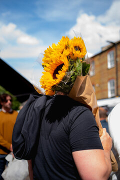 Sunflower sunday market shopping 