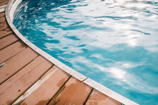 Pool crop