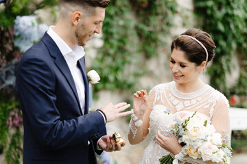 Newlyweds wedding ceremony ring