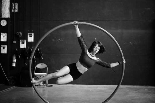 Beautiful Acrobat 