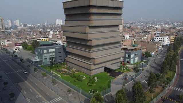 Video of the Ministry of Education building. Drone hovers and tilts up showing the interesting architecture of the building. Located in Lima, Peru in the San Borja district.