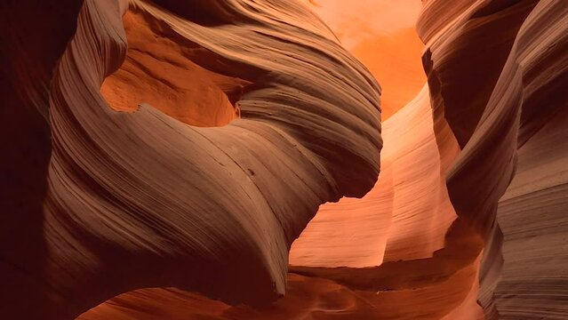 Dramatic zoom in at the Antelope Canyon.