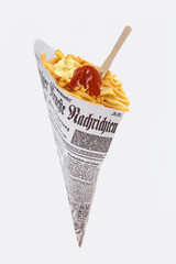 Tüte mit Pommes rot/weiss