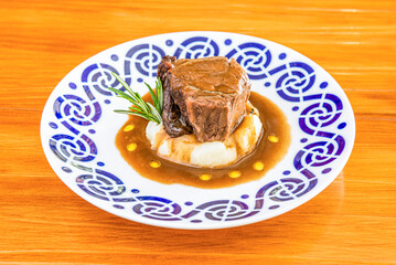 Xarrete is a typical dish of traditional Galician cuisine, especially in the Santiago de Compostela area, and stews are generally prepared