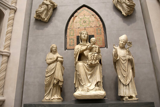 Florence, Italy. Duomo Museum (Museo dell'Opera di Santa Maria del Fiore). Arnolfo di Cambio, "Madonna and Child Enthroned" ("Madonna with Glass Eyes"), 1300 - 1305