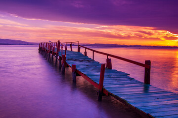 Fototapeta premium pier at sunset