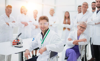 Obraz na płótnie Canvas group of doctors and scientists standing in the laboratory.