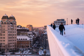 winter in the city - obrazy, fototapety, plakaty