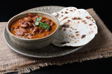 kidney bean curry , rajma , rajmah roti, typical north indian main course