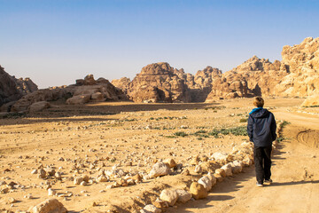 hiking the backdoor trail to Petra from little Petra
