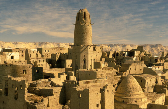 Ancient fortified Islamic town of El Qasr, Dakhla Oasis, Egypt.