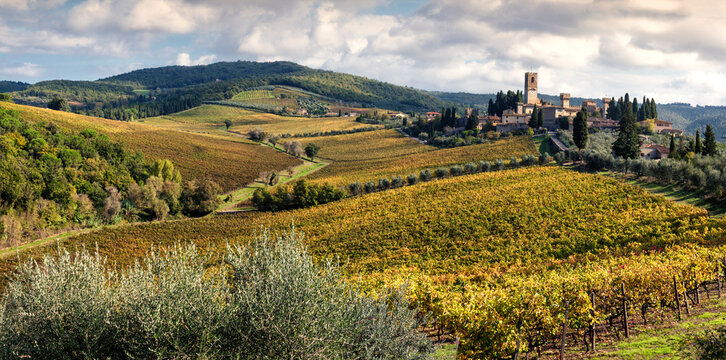 Barberino Tavernelle. Abbazia di San Michele Arcangelo tra i vigneti di Chianti