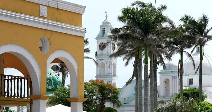 รูปภาพTlacotalpan เลือกดูภาพถ่ายสต็อก เวกเตอร์ และวิดีโอ292 Adobe Stock