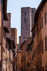 Fototapeta na wymiar Amazing close ups of the old city San Gimignano in Italy - Tuscany