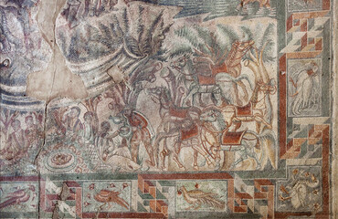 Fototapeta na wymiar Noto. villa romana di Tellaro, mosaici che raffigurano scene di caccia, scene di vita, banchetti, lavori e scene ispirate all’Iliade