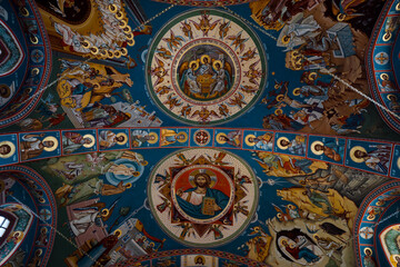 The most beautiful county and region in Romania - the wooden church and landscapes of Maramures 