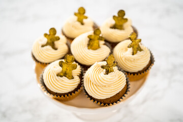 Gingerbread cupcakes