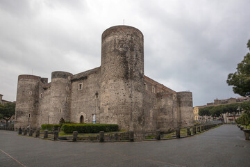 Fototapeta na wymiar The Castello Ursino in Catania