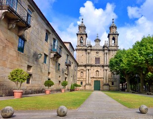 HOSPEDER&Iacute;A MONASTERIO DE POIO EN PONTEVEDRA
