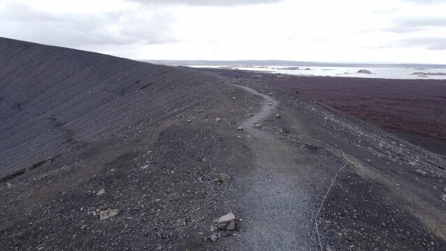 Volcano Edge Trail