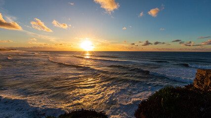 The first set of photos in 2023: evening and sunset at Praia do Magoito with spectacular scenery, wonderful weather and incredible colors