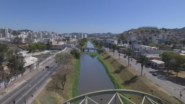 Juiz de Fora - Avenida Brasil - Rio Paraibuna