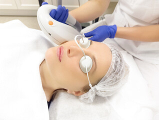 Photorejuvenation,Cosmetic Laser Dermatology ,dermatologist offices,laser technology.