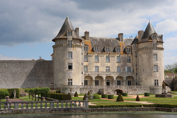 Obraz premium Charente-Maritime - Saint-Porchaire - Chateau de La Roche-Courbon