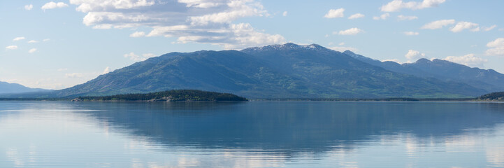 Stunning panoramic mountain and lake vews in northern Canada during summer time. 