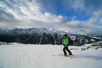 Fototapeta na wymiar Skitour in the mountains of Kyrgyzstan.