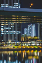 名古屋の夜景とビル群
