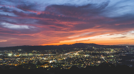 夕焼け空と奈良の夜景