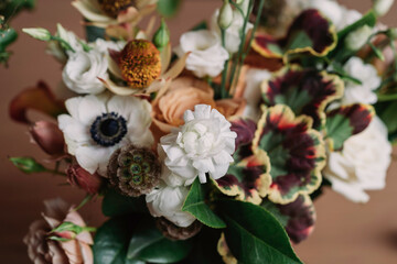 Obraz na płótnie Canvas Neutral palette bridal bouquet for Bricks lovers
